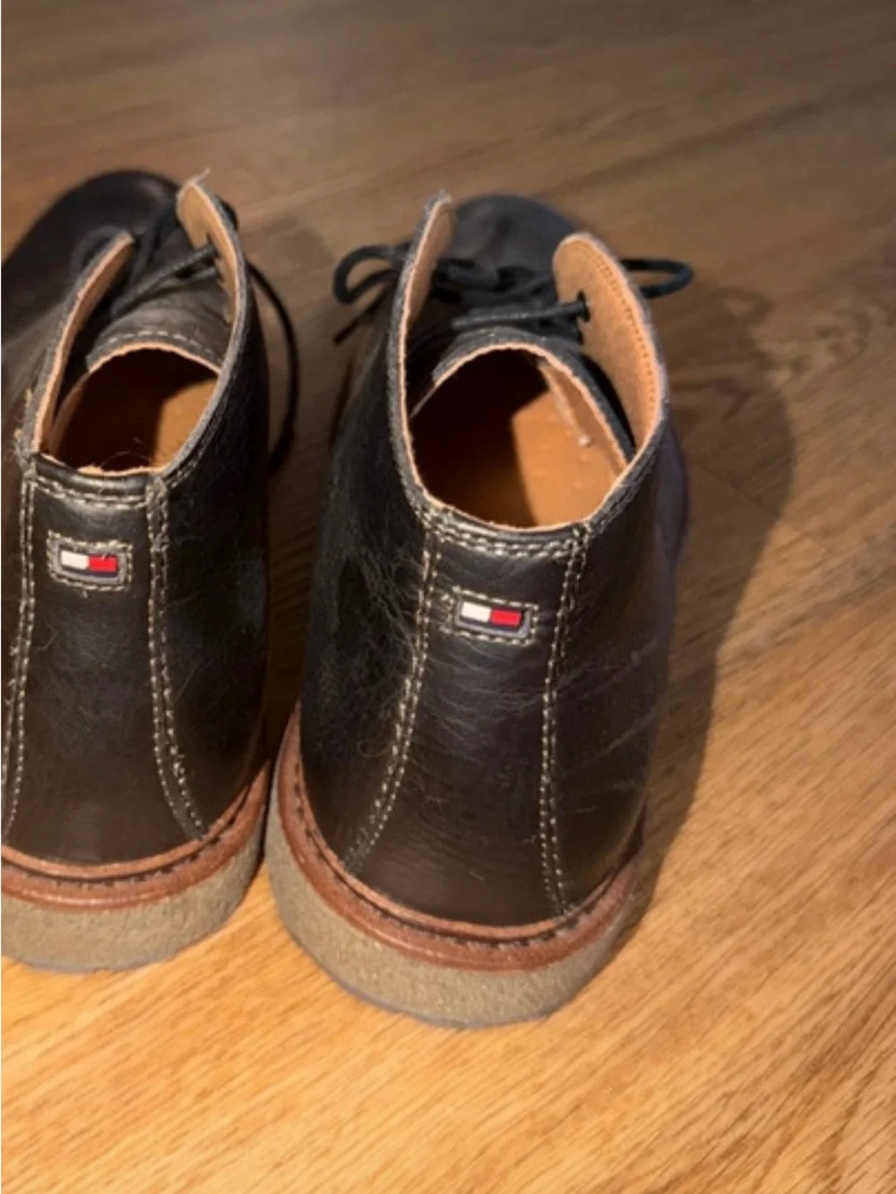 Tommy Hilfiger Men's Black Leather Chukka Boots